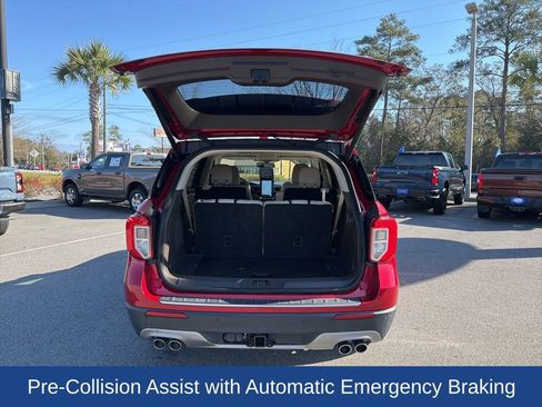 Used 2020 Ford Explorer Platinum w/ Premium Technology Package image 9