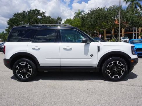Used 2023 Ford Bronco Sport Outer Banks w/ Tech Package AWD/4WD image 16
