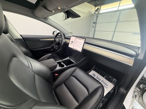 Used 2021 Tesla Model 3 Standard Range Plus RWD image 20
