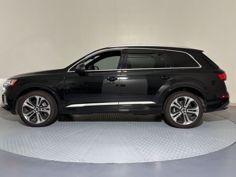 Used 2022 Audi Q7 3.0T Premium Plus AWD/4WD image 2