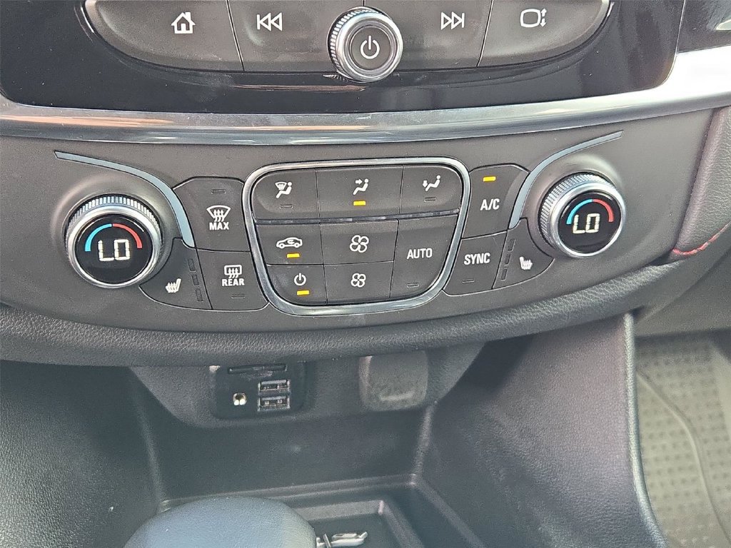 Certified 2024 Chevrolet Traverse RS FWD image 35