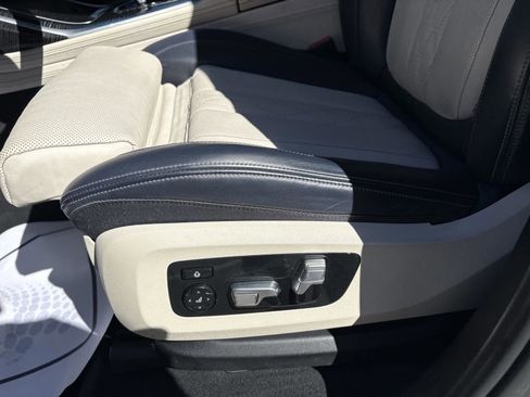 Used 2019 BMW X7 xDrive40i w/ Premium Package image 15