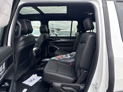 New 2026 Jeep Grand Wagoneer Limited w/ Premium Group II image 26