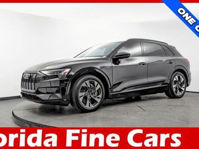 Used 2022 Audi e-tron Premium w/ Convenience Plus Package