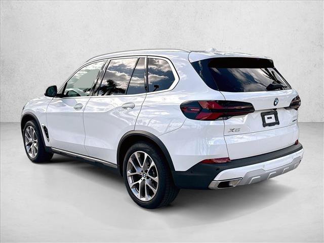 Certified 2024 BMW X5 sDrive40i w/ Premium Package RWD image 12