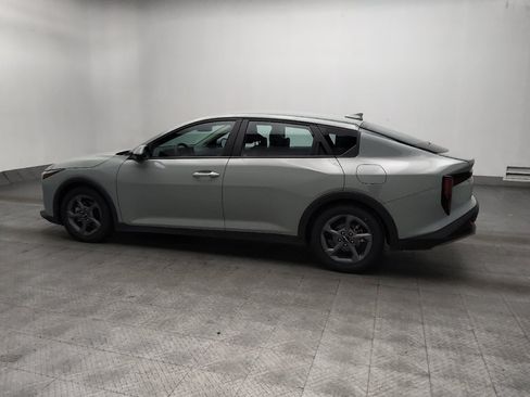 Used 2025 Kia K4 FWD image 3