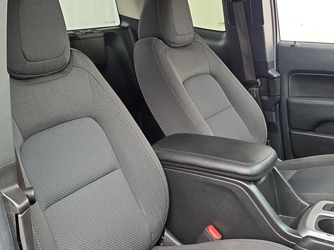 Used 2022 Chevrolet Colorado LT w/ Fleet Safety Package RWD image 25