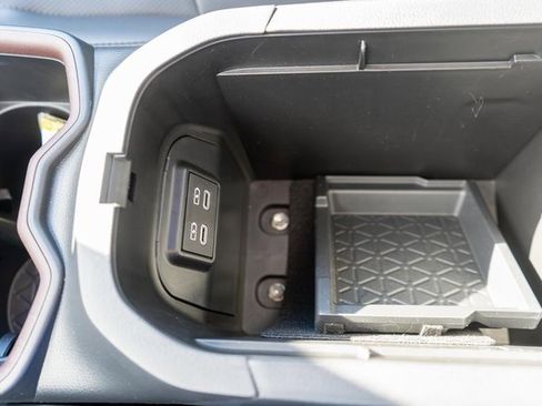 Used 2024 Toyota RAV4 Limited image 41