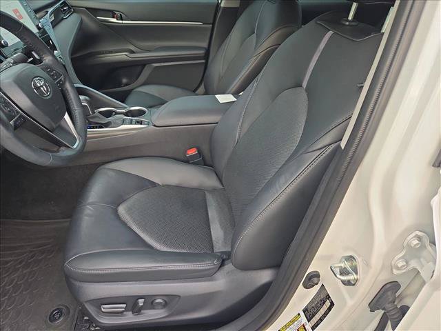 Used 2024 Toyota Camry XLE FWD image 13
