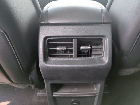 Used 2024 Ford Edge SEL AWD/4WD image 23