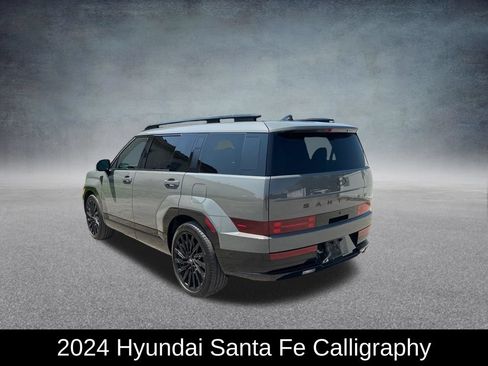 Used 2024 Hyundai Santa Fe Calligraphy AWD/4WD image 3