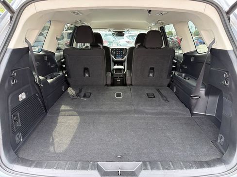 Certified 2023 Subaru Ascent Premium w/ Convenience Package AWD/4WD image 26