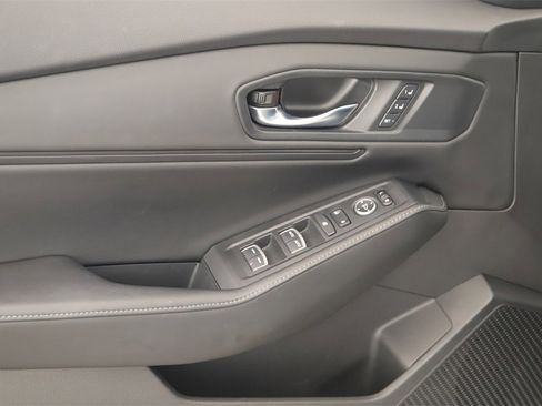 Used 2023 Honda Accord Sport image 22