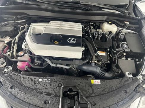 Used 2024 Lexus UX 250h AWD w/ Premium Package image 11