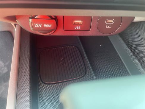 Used 2025 Hyundai Elantra Sport image 11