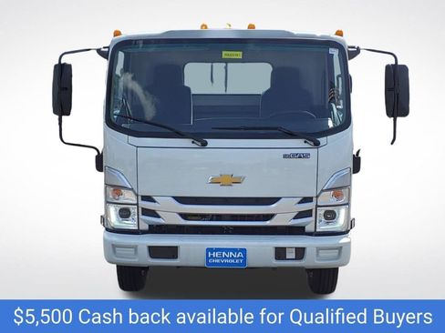 New 2024 Chevrolet Low Cab Forward RWD image 2