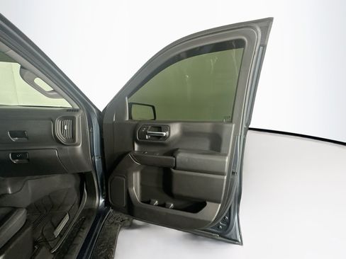 Used 2020 Chevrolet Silverado 1500 Custom w/ Custom Value Package RWD image 29