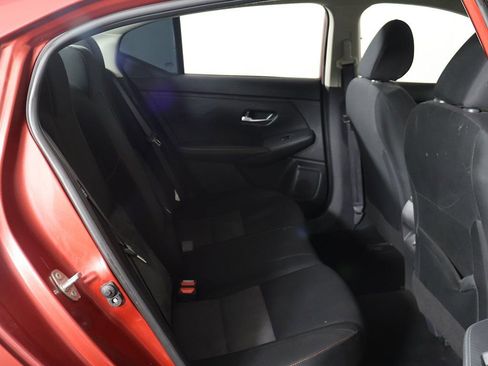 Used 2025 Nissan Sentra SR image 28