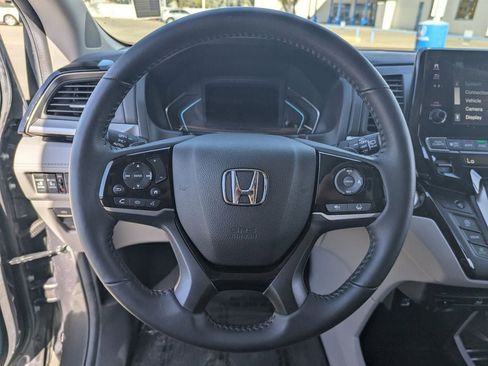 Certified 2024 Honda Odyssey Touring image 20