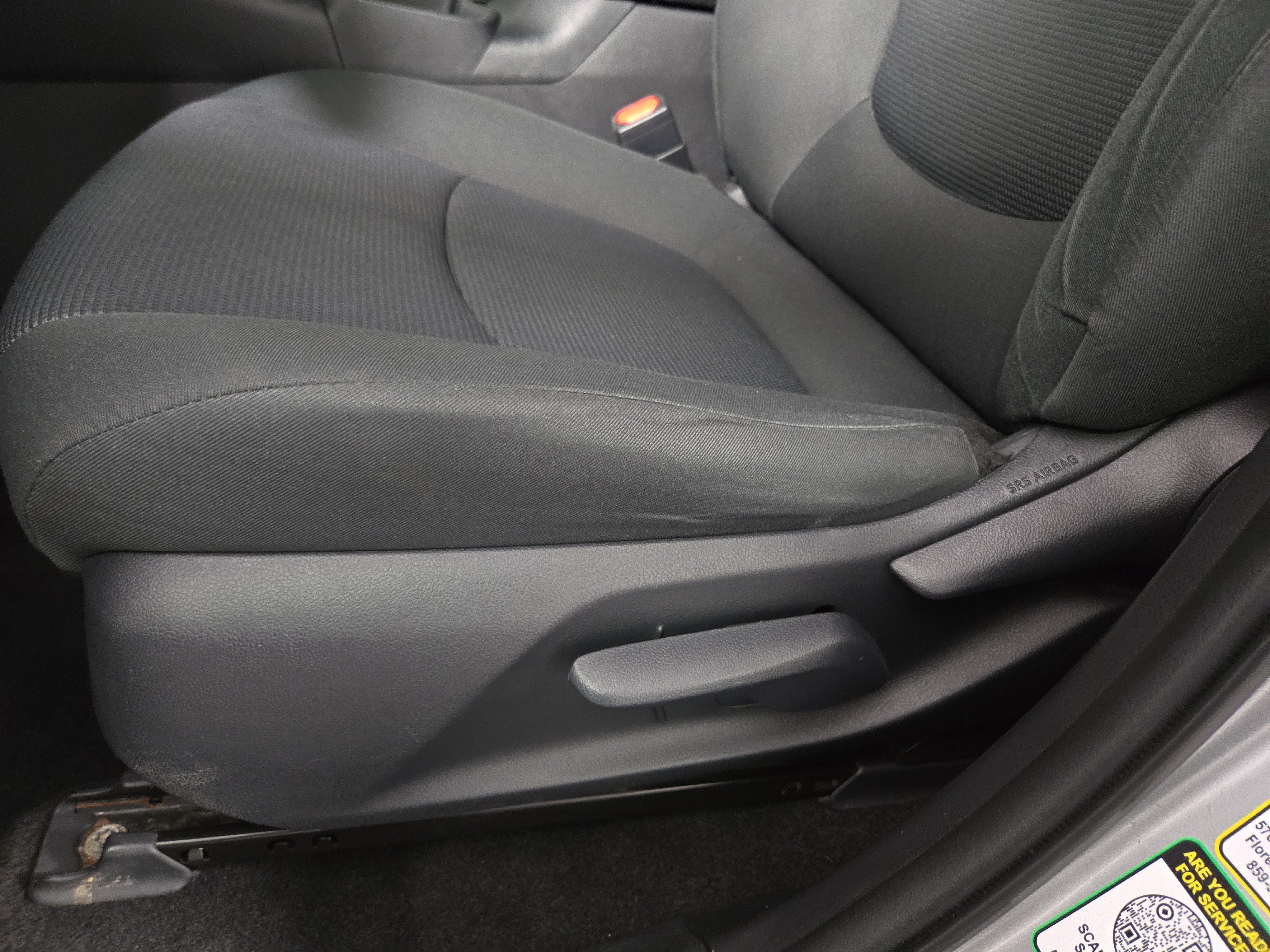 Used 2021 Toyota RAV4 LE FWD image 29