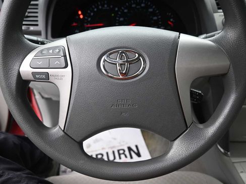 Used 2009 Toyota Camry LE FWD image 6