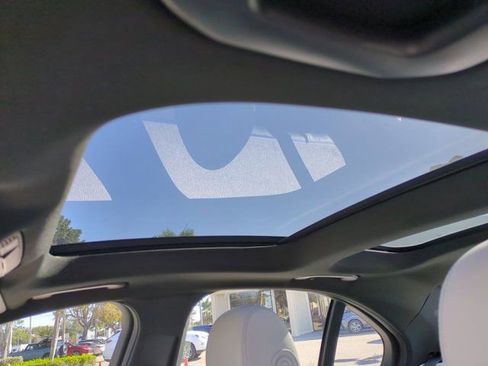 Used 2018 Mercedes-Benz C 300 Sedan image 18