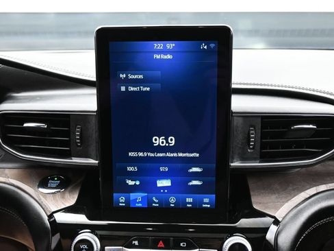 Used 2021 Ford Explorer Platinum w/ Equipment Group 601A AWD/4WD image 23