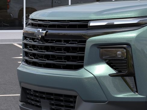 New 2027 Chevrolet Traverse LT FWD image 13