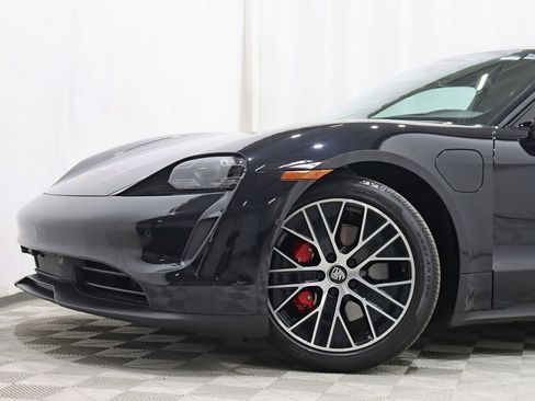 Used 2024 Porsche Taycan 4S AWD/4WD image 3