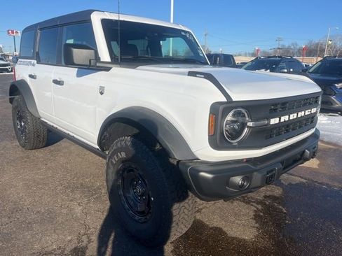 New 2025 Ford Bronco Big Bend w/ Black Diamond Package AWD/4WD image 3