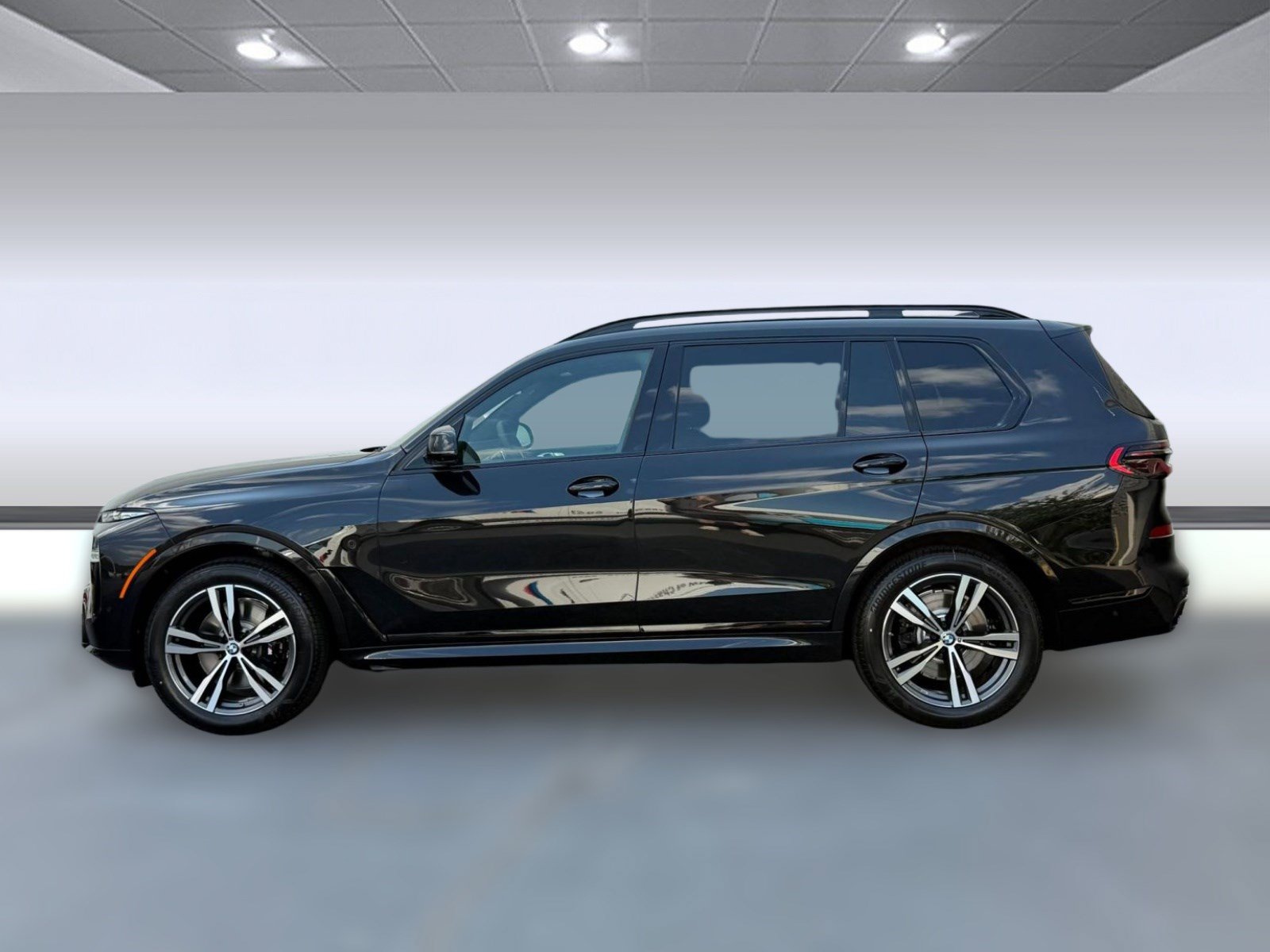 Used 2027 BMW X7 xDrive40i w/ M Sport Package AWD/4WD image 2
