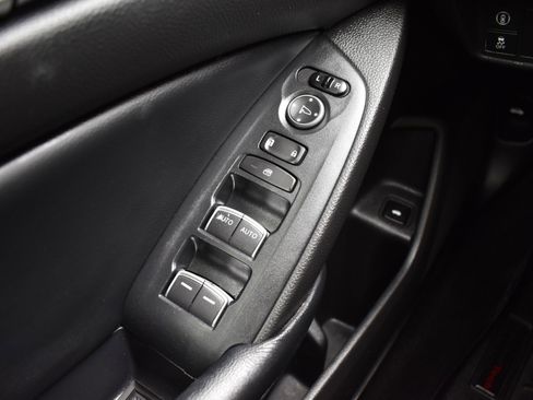 Used 2018 Honda Accord EX image 23