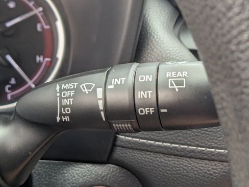 Used 2023 Toyota RAV4 XLE FWD image 27
