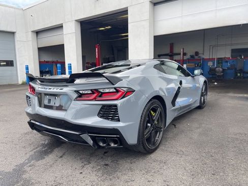 Used 2024 Chevrolet Corvette Stingray Premium Cpe w/ Z51 Performance Package image 8