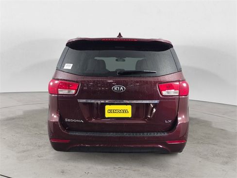 Used 2016 Kia Sedona LX w/ Option Group 020 image 4
