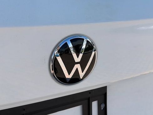 Certified 2024 Volkswagen Taos S FWD image 12
