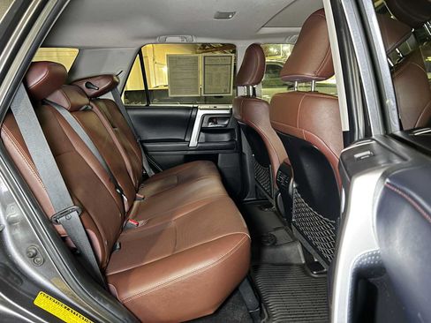Used 2018 Toyota 4Runner Limited AWD/4WD image 14