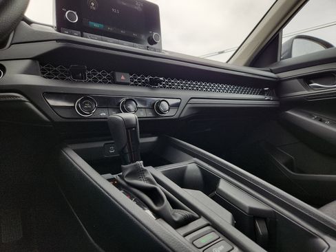 Certified 2024 Honda Accord LX image 21