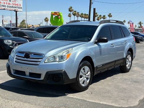 Used 2013 Subaru Outback 2.5i AWD/4WD image 2