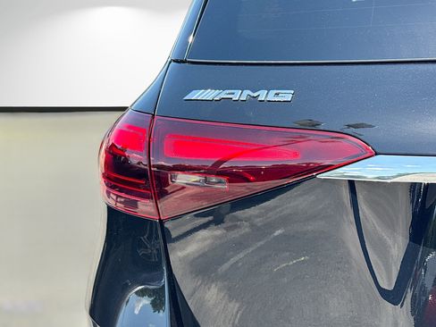 Used 2024 Mercedes-Benz GLE 53 AMG 4MATIC image 10