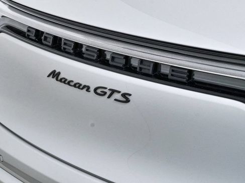 Certified 2024 Porsche Macan GTS AWD/4WD image 36