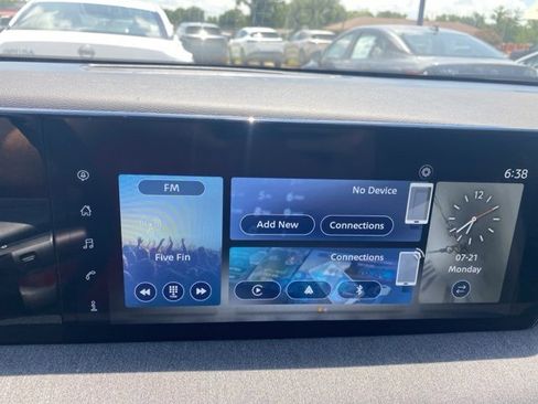 New 2025 Nissan Kicks SV w/ SV Premium Package image 22