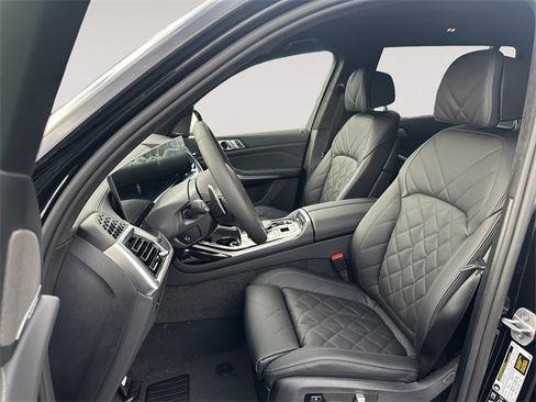New 2026 BMW X7 xDrive40i w/ M Sport Package image 9
