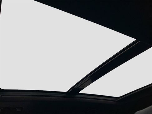 Used 2020 Chevrolet Blazer RS image 22