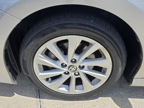 Used 2022 Toyota Camry LE FWD image 9