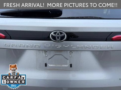 Certified 2024 Toyota Grand Highlander AWD image 7