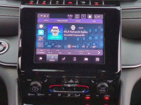 New 2025 Jeep Grand Cherokee Laredo w/ Luxury Tech Group I RWD image 28