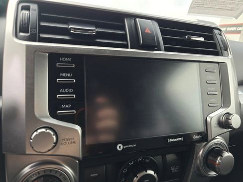 Used 2021 Toyota 4Runner SR5 Premium image 34