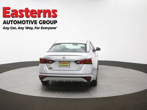 Used 2023 Nissan Altima 2.5 S FWD image 36