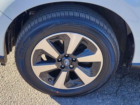 Used 2017 Subaru Forester 2.5i w/ Popular Package #1A image 9
